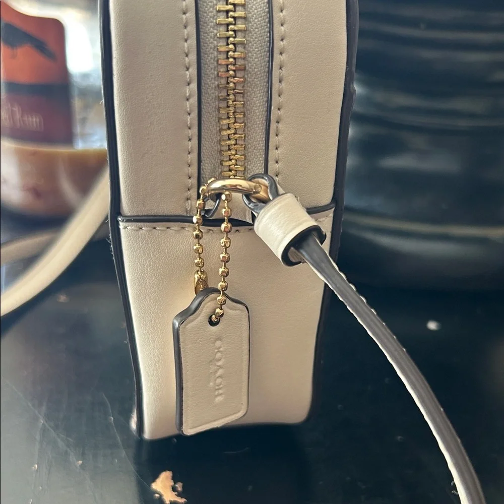 Coach Tan and Cream Plaid Crossbody Bag - Picture 3 of 9